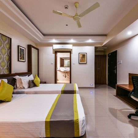 Aishwarya Regency Hotel Talegaon Dabhade Exterior photo