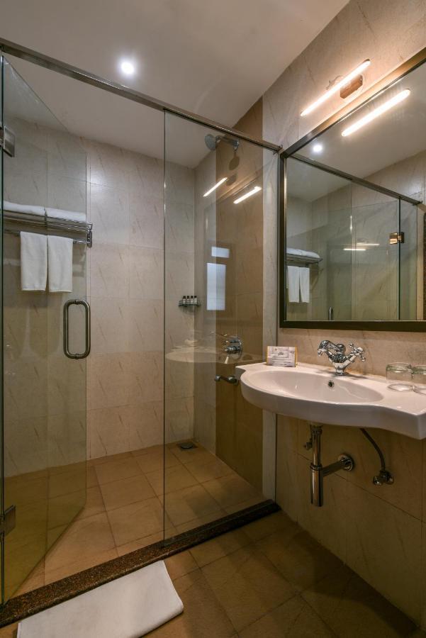 Aishwarya Regency Hotel Talegaon Dabhade Exterior photo